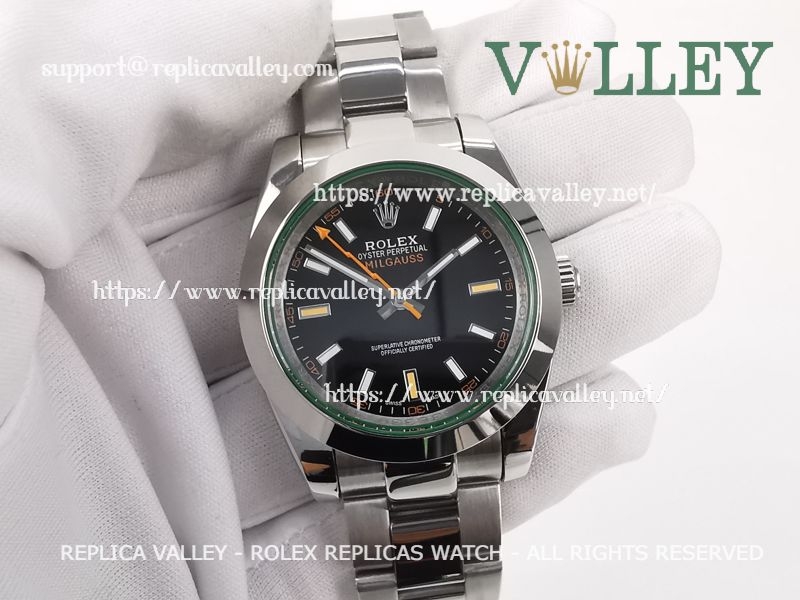 Rolex milgauss hotsell green sapphire crystal